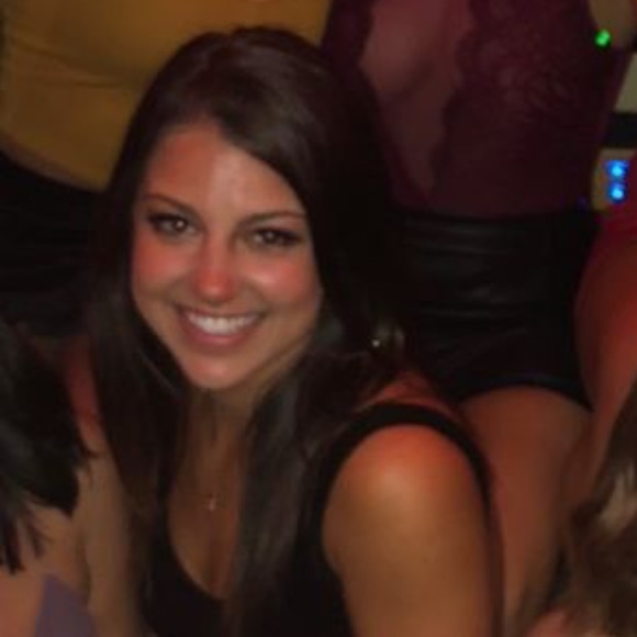 Meet your Posher, Miranda - Picture 1 of 1